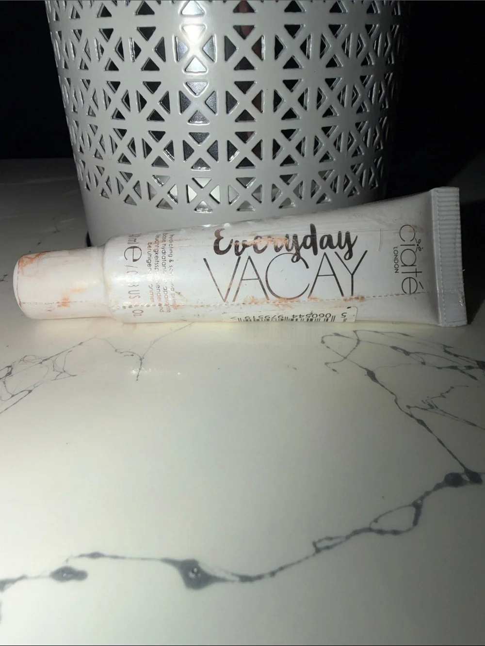 Everyday Vacay Primer - White